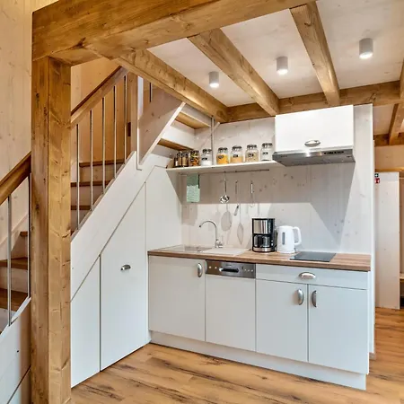 Vroni Ebersbach-Musbach